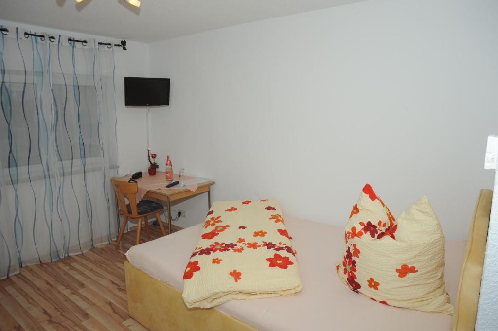 Gasthaus-Pension Fischerkeller Randegg Dış mekan fotoğraf