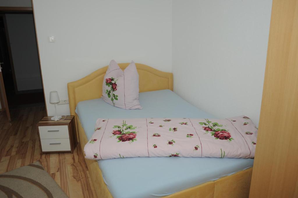 Gasthaus-Pension Fischerkeller Randegg Dış mekan fotoğraf